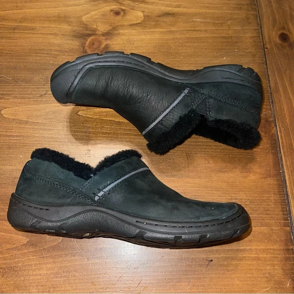 Keen fleece lined loafer women size 7 - Picture 2 of 5